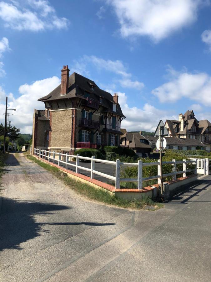 Ferienwohnung L Oceanide Bénerville-sur-Mer Exterior foto